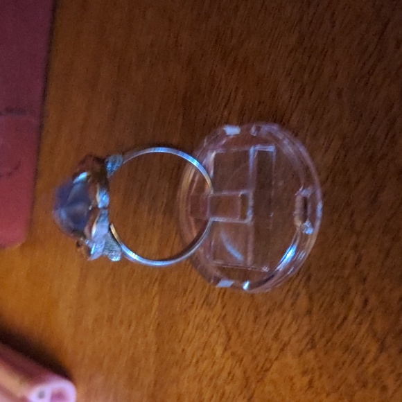 Sarah Cov. Signed & Stamped Vintage Ring Sarah Coventry Blue Oval Ring - Picture 13 of 17